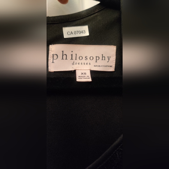 Philosophy dress - Picture 4 of 4